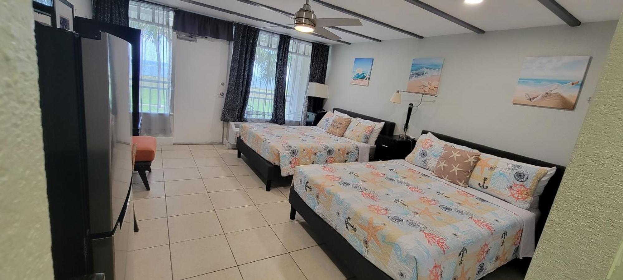 Bay View, Studio206, Beach Steps Away! Pool+Wifi Ruskin Zewnętrze zdjęcie